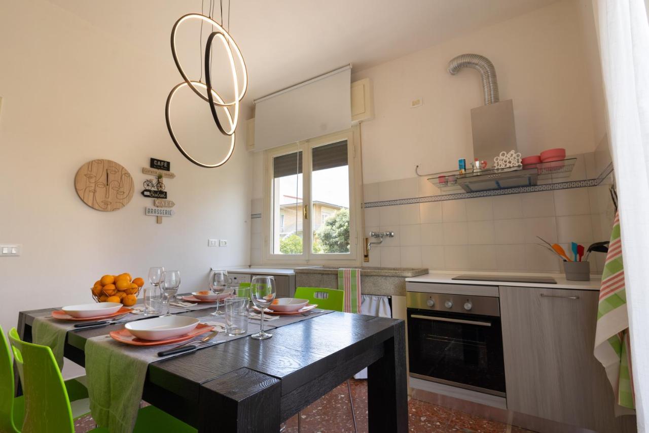 Appartamento In Villa A Tirrenia, Eleganza E Comfort A Pochi Passi Dal Mare Піза Екстер'єр фото