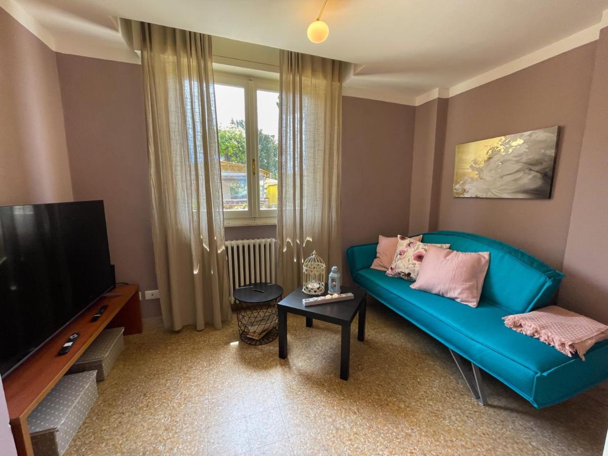 Appartamento In Villa A Tirrenia, Eleganza E Comfort A Pochi Passi Dal Mare Піза Екстер'єр фото